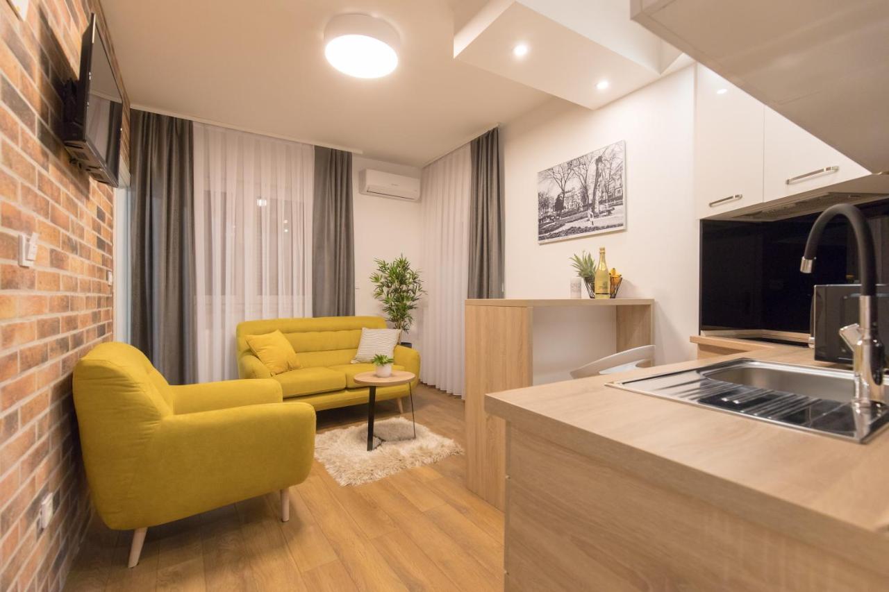 Apartmani I Sobe Pejacevic Osijek Extérieur photo