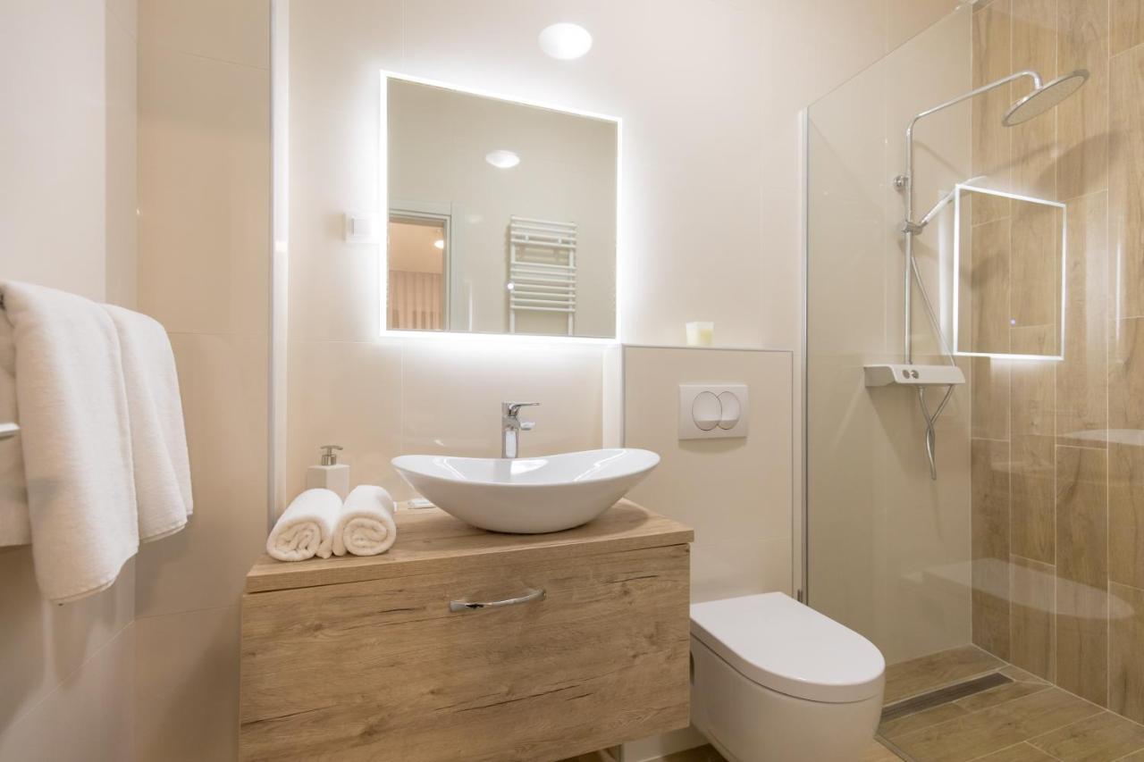 Apartmani I Sobe Pejacevic Osijek Extérieur photo